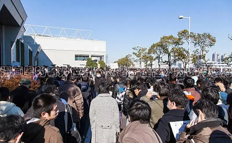 漫画里的奇妙世界：《奇奇怪怪》的奇幻魅力